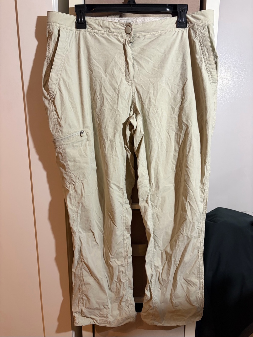 LL Bean women’s water repellent cargo pants